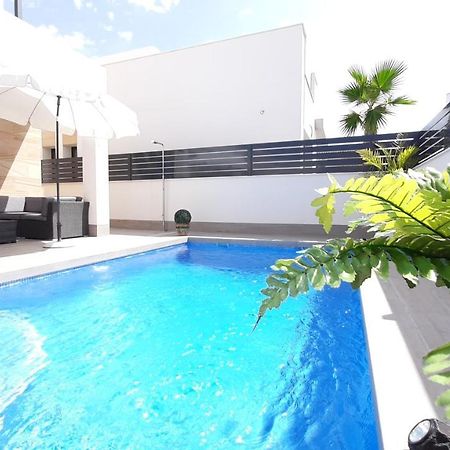 Villa Wilhelmina Torrevieja Exterior foto